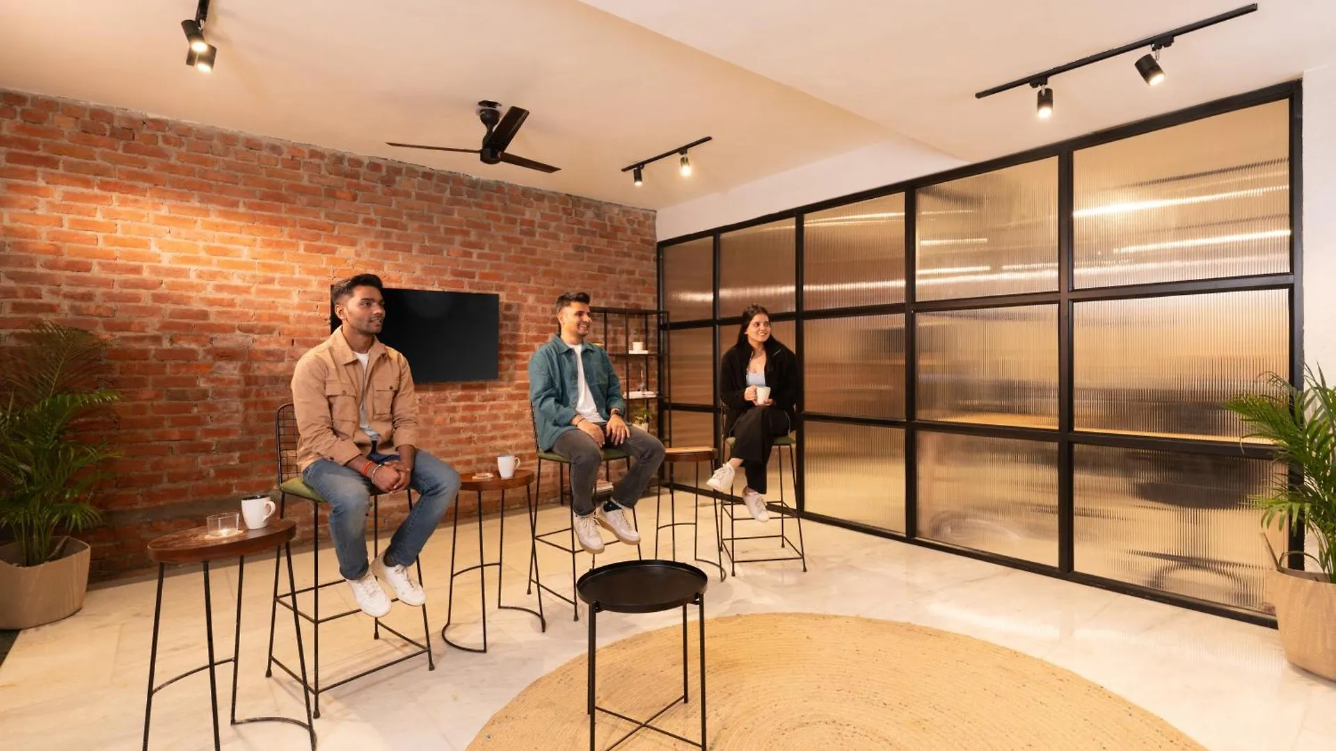 Hotel Minimalist Poshtel & Suites New Delhi